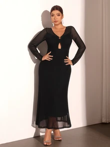 Cravure Plus Size Elegant Hollow Circle Mesh Sheer Long Sleeve Fitted Dress - Black - View 4