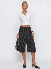Avantive Women's Solid Color Vertical Striped Pattern Fashion Shorts - Dark Grey - View 3