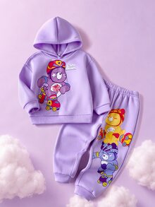 SHEIN X Care Bears 2件組兒童小女孩休閒百搭彩色卡通圖案圓領寬鬆長袖套頭上衣與長褲套裝，適合日常穿著、秋冬室內攝影、運動、節慶、生日、開學季 - 紫色 - 查看 1