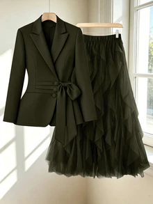 Formidée Plus Size Elegant Button Long Sleeve Jacket And Pleated Skirt Suit Set - Green - View 4