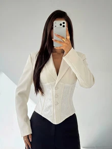 Aloruh 女款秋冬新款酒紅色優雅性感時尚日常通勤約會晚餐浪漫高級蕾絲拼接西裝外套 - 杏色 - 查看 7