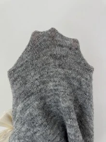 SHEIN Elenzya 女款秋季新款圓領素色合身寬鬆百搭通勤時尚設計後背蝴蝶結開衩針織套頭長袖毛衣單件 - 灰色 - 查看 8
