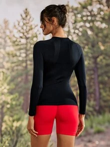 Exploreva Women's Simple Outdoor Solid Color Long Sleeve T-Shirt Sports Fitness - Black - View 2