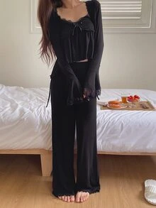 DAZY Enfärgat pyjamasset med camisoletopp med spetskant, byxor och morgonrock - Svart - Visa 3