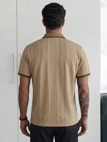 HUEFORM 2026春夏大尺碼高個男士短袖 Polo 衫，卡其棕色麻花提花針織紋理 - 卡其色 - 查看 2