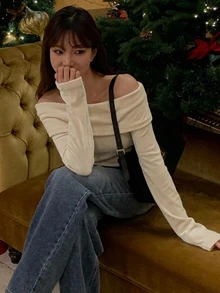 DAZY 女款純色露肩一字領針織T恤 白色 春秋款 - 杏色 - 查看 3