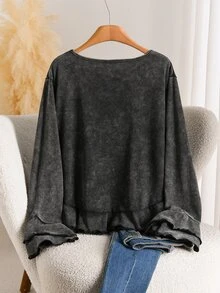 CosyJoli Women Plus Size Ruffle Design Fashion Long Sleeve T-Shirt Black Snowflake Print - Black - View 2