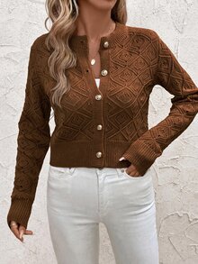 SHEIN Clasi كارديجان محبوك بأكمام طويلة وأزرار وتصميم مفرغ متعدد الاستخدامات للمقاسات الكبيرة - بني - مشاهدة 7