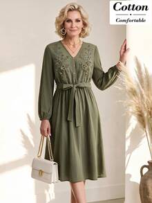 Miaspire Middle-Aged & Elderly Women Street Style V-Neck Embroidered Sequin Dress - Green - View 1