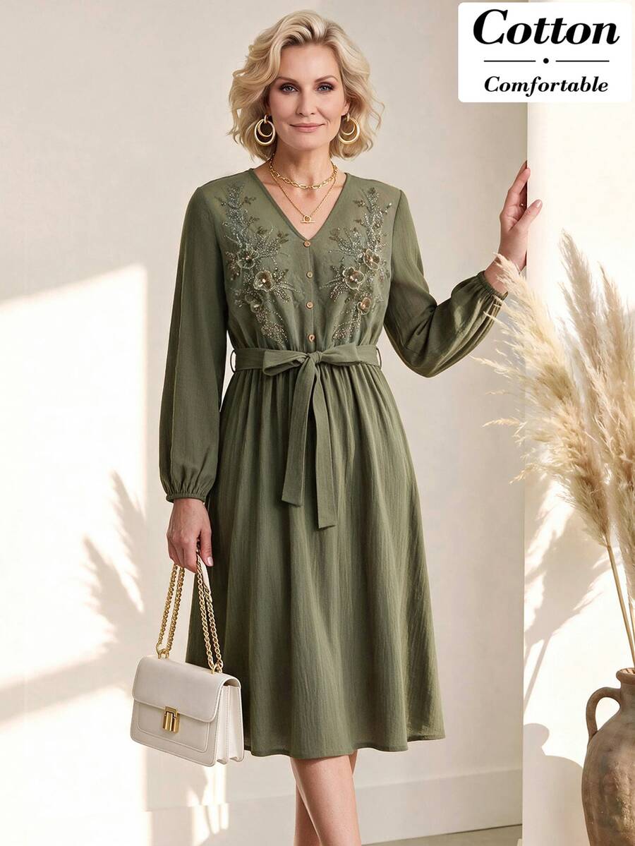 Miaspire Middle-Aged & Elderly Women Street Style V-Neck Embroidered Sequin Dress - Green - View 1