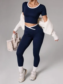 Easithlete Women's Round Neck Short Sleeve Top And High Waist Sports Leggings Color Block Athletic Set - Navy Blue - View 3