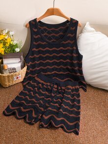 CosyJoli Set Sweater dan Celana Pendek Tali Serut Motif Garis Leher Bulat Tanpa Lengan Ukuran Besar - MultiWarna - View 1