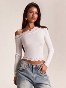 SHEIN BAE ملابس علوية نسائية محبوكة بأكمام طويلة بتصميم كتف غير متماثل مع رقعات دانتيل بلون أبيض سادة لفصل الخريف/الشتاء - أبيض - مشاهدة 5