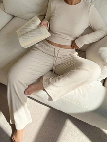 Dazy Plus Women's Solid Color Round Neck Long Sleeve Fitted Top And Elastic Waist Long Pants Casual 2 Pieces Set - Apricot - View 2