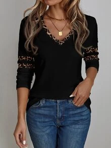 EMERY ROSE Autumn/Winter New Casual Minimalist Retro Elegant Commuter Versatile Warm Contrast Collar Striped Leopard Print Pattern, Suitable For Autumn/Winter Comfortable Warm Women's V-Neck Long Sleeve T-Shirt - Multicolor - View 2