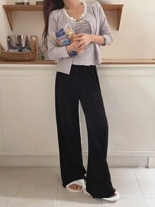 DAZY Set Loungewear Atasan Cami dengan Trim Renda & Jubah - Dusty Purple - View 9