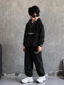 SHEIN 2pcs Kids Tween Boy Casual Daily Versatile Comfortable Plush Patchwork Hooded Half-Zip Pullover Long Sleeve Sweatshirt & Loose Cuffed Knit Pants Fleece Lined Thick Sweatshirt Set - Black - View 1