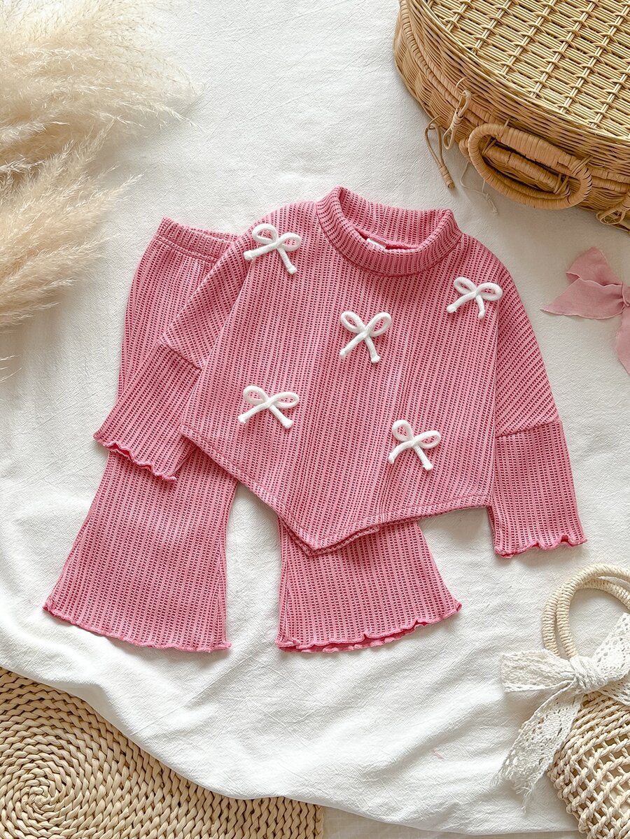 SHEIN Vintaside Kids 2pcs Toddler Baby Girl Top Flared Pants Sweet Cute Pink 3D Bows Lettuce Trim Ribbed Long Sleeve Mock Neck Regular Party Fall Sweaters Holiday Knit Set - Pink - View 1