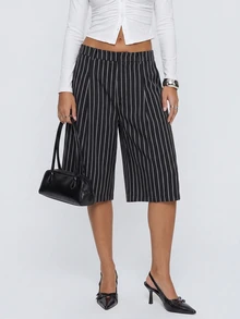 Avantive Women's Solid Color Vertical Striped Pattern Fashion Shorts - Dark Grey - View 4