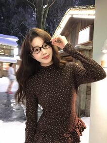 DAZY Women's Casual All-Over Floral Print Long Sleeve Korean Style T-Shirt - Coffee Brown - View 6