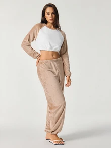 SHAPORA Women's Autumn/Winter Minimalist Fashion Comfortable Colorblock Flannel Crop Top & Long Pants Loungewear Set - Multicolor - View 3
