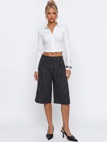 Avantive Women's Solid Color Vertical Striped Pattern Fashion Shorts - Dark Grey - View 6