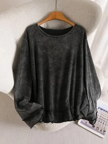 CosyJoli Women Plus Size Ruffle Design Fashion Long Sleeve T-Shirt Black Snowflake Print - Black - View 1