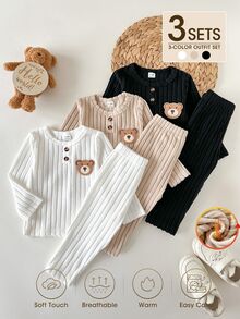 SHEIN Vintaside Kids 2件組幼兒男嬰上衣褲子套裝 可愛卡其色白色灰色 羅紋熊貼布 長袖圓領 常規休閒款 秋季聖誕節假期穿搭 - 彩色 - 查看 3