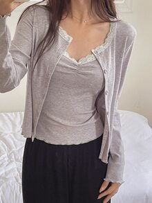 DAZY Set Loungewear Atasan Cami dengan Trim Renda & Jubah - Dusty Purple - View 5