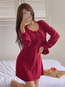 DAZY Enfärgat pyjamasset med camisoleklänning och morgonrock med spetskant - Bourgogne - Visa 7