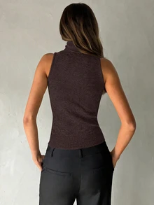 Aloruh 女款秋冬新款街頭風日常高領無袖修身羅紋燕麥色背心毛衣 - 棕色 - 查看 2