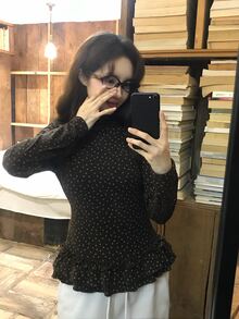 DAZY Women's Casual All-Over Floral Print Long Sleeve Korean Style T-Shirt - Coffee Brown - View 5