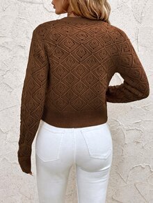 SHEIN Clasi كارديجان محبوك بأكمام طويلة وأزرار وتصميم مفرغ متعدد الاستخدامات للمقاسات الكبيرة - بني - مشاهدة 2