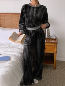 DAZY Women's Plaid Long Sleeve Top And Pants Casual Daily Home Pajama Set - Blue - View 13