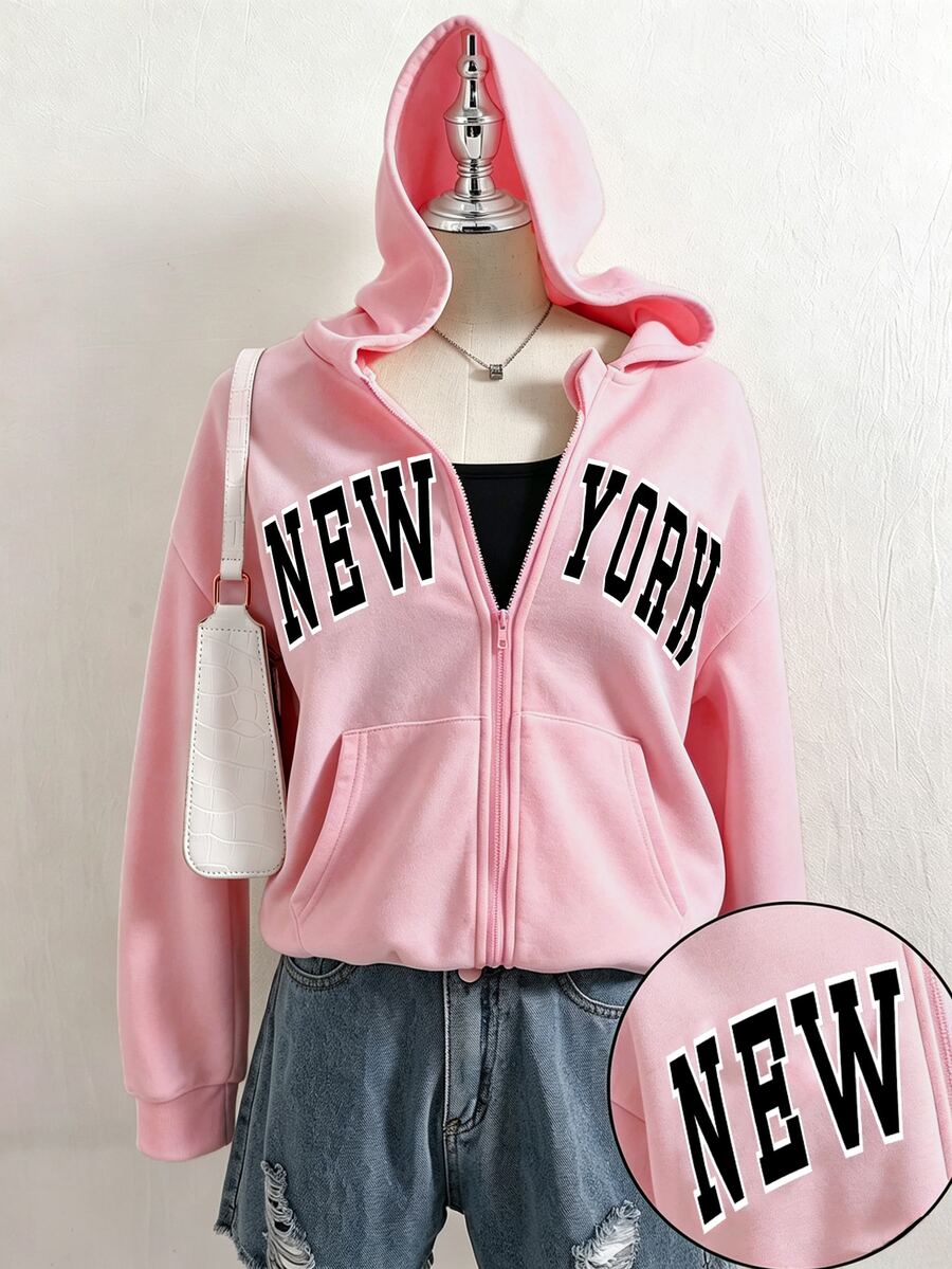 SHEIN Sparklyn 秋冬季女孩英文印花連帽拉鍊外套 - 撞色字母印花混搭街頭風,保暖針織布料,適合秋冬季節,略微寬鬆的版型留有成長空間,校園出行瞬間變身活力少女! - 粉色 - 查看 1