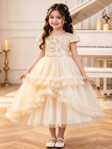 SHEIN Glamorique Kids 女童長款花卉洋裝 香檳色網紗刺繡婚禮派對公主禮服 香檳色蕾絲刺繡多層網紗荷葉邊花童公主裙 - 香檳色 - 查看 1