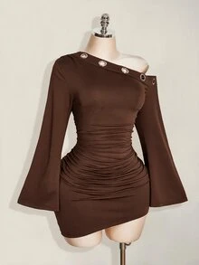 SHEIN ICON 女款大尺碼金屬孔眼不對稱單肩修身洋裝 秋季 - 棕色 - 查看 6