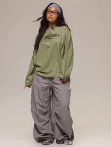 MUSERA 白色圖形 Logo 細節長袖上衣 冬季休閒日常舒適穿搭 女款酷白色上衣 - 橄欖綠 - 查看 2