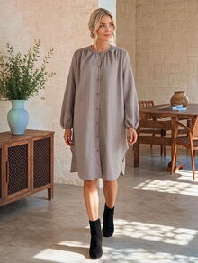 EMERY ROSE Women's Round Neck Long Sleeve Single-Breasted Solid Color Dress - Brown - View 3
