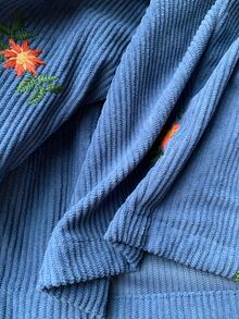 Feyla New French Vintage Floral Embroidered Design Corduroy Petal Sleeve Short Blouse Top - Dusty Blue - View 7
