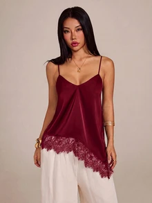 SHEIN PETITE 女款酒紅色蕾絲拼接無袖深V領露背細肩帶背心上衣 - 酒紅色 - 查看 5