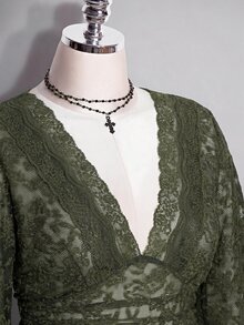 SHEIN ICON 大尺碼 Y2K 性感 V 領蕾絲拼接喇叭袖上衣 - 軍綠色 - 查看 5