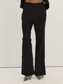 MUSEYN Black Woven Fitted Flared Leg Trousers Classy Date Night Chic Evening Fall - Black - View 2