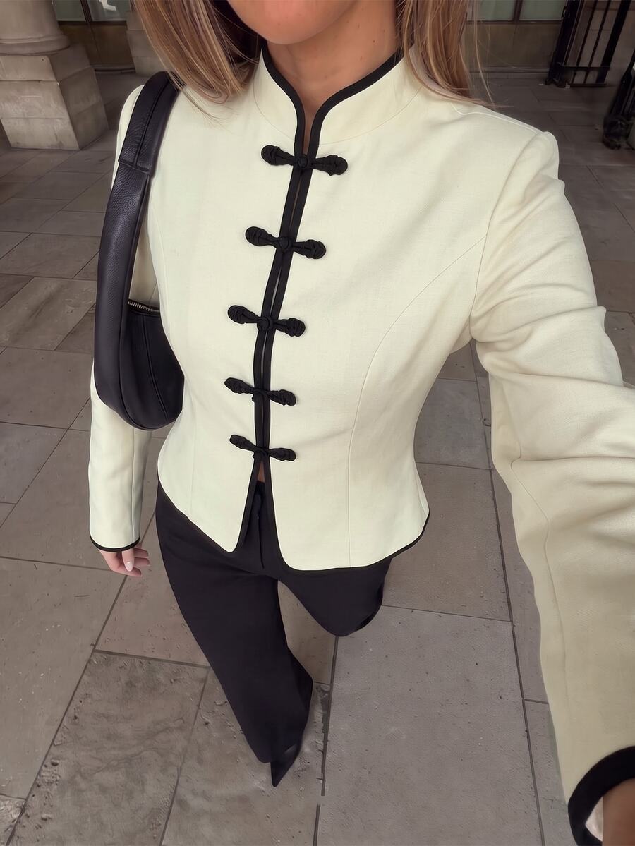 Celisse A Ladies' Retro Stand-Up Collar Long-Sleeved Fitted And Elegant Coat, Featuring Decorative Buttons On The Front And A Contrasting Color Design. - White - View 1