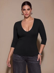 SHEIN BAE CURVE 大尺碼女款黑色深V領休閒七分袖T恤 - 黑色 - 查看 6