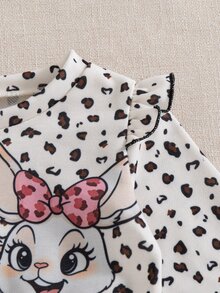 SHEIN Playful Pals 2件組幼女運動衫喇叭褲套裝，可愛白色粉色愛心豹紋兔熊荷葉邊蝴蝶結長袖圓領，適合假期秋季 - 彩色 - 查看 6