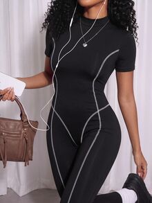 SHEIN Core Rhythm Women Black & White Geometric Line Print Contrast Color Short Sleeve Sports Jumpsuit Workout Fitness Outfit - Black and White - View 4