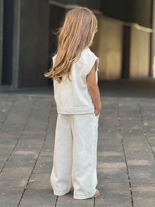 DAZY Young Girl) Lapel Casual Sleeveless Denim Top + Straight Leg Pants Two Pieces Denim Outfit Set - White - View 2