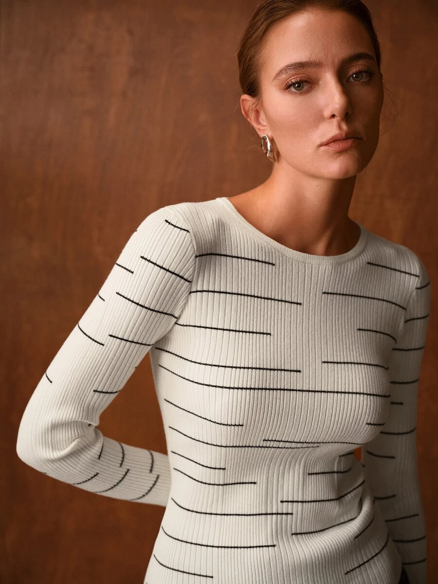 MOTF PREMIUM WOMEN'S ELEGANT STRIPED COLORBLOCK LONG SLEEVE SWEATER, AUTUMN/WINTER - Black and White - View 1