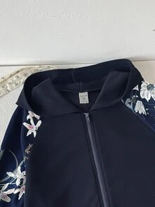 青少年女孩藍色純色連帽花卉水印衛衣，休閒風格，適合學校穿著，秋冬季 - 藍色 - 查看 3